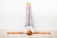 8 tư thế yoga giúp ngủ ngon